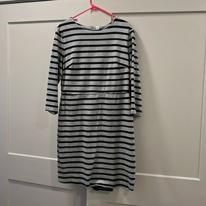 Women’s Old Navy Dress-Zipper Back-Worn 1 time